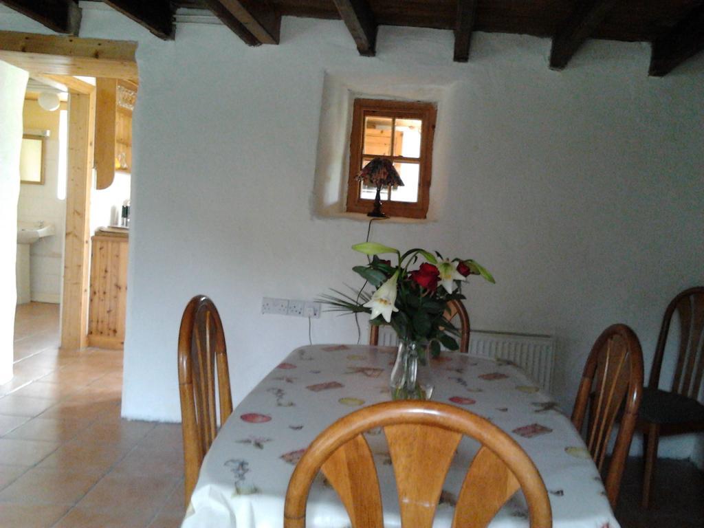 Westland Traditional Cottage Dated 1700'S Ardea 外观 照片